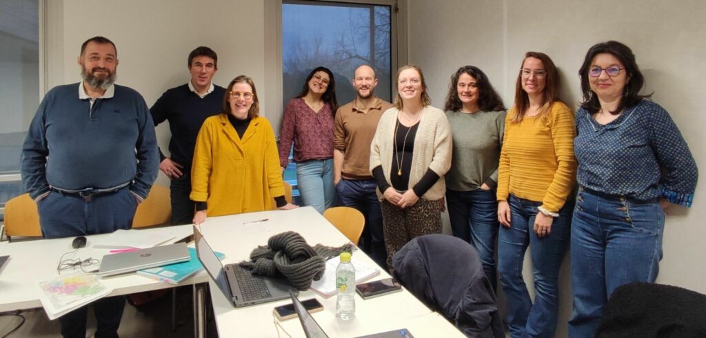 photo de 9 des 20 membres de l'équipe projet qui animent et suivent le PAPI RLA